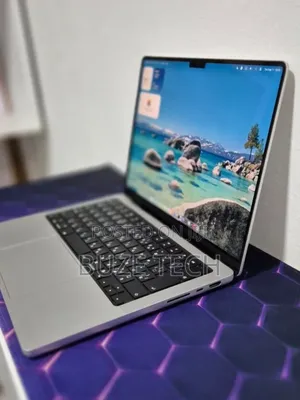 New Laptop Apple MacBook Pro 2024 M4 16GB Apple M4 Pro SSD 512GB