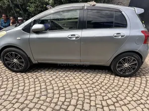 Toyota Yaris 2008 Silver