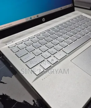 New Laptop HP Pavilion 14 8GB Intel Core i5 SSD 256GB