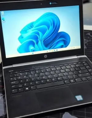 New Laptop HP 430 G5 8GB Intel Core i7 SSD 256GB