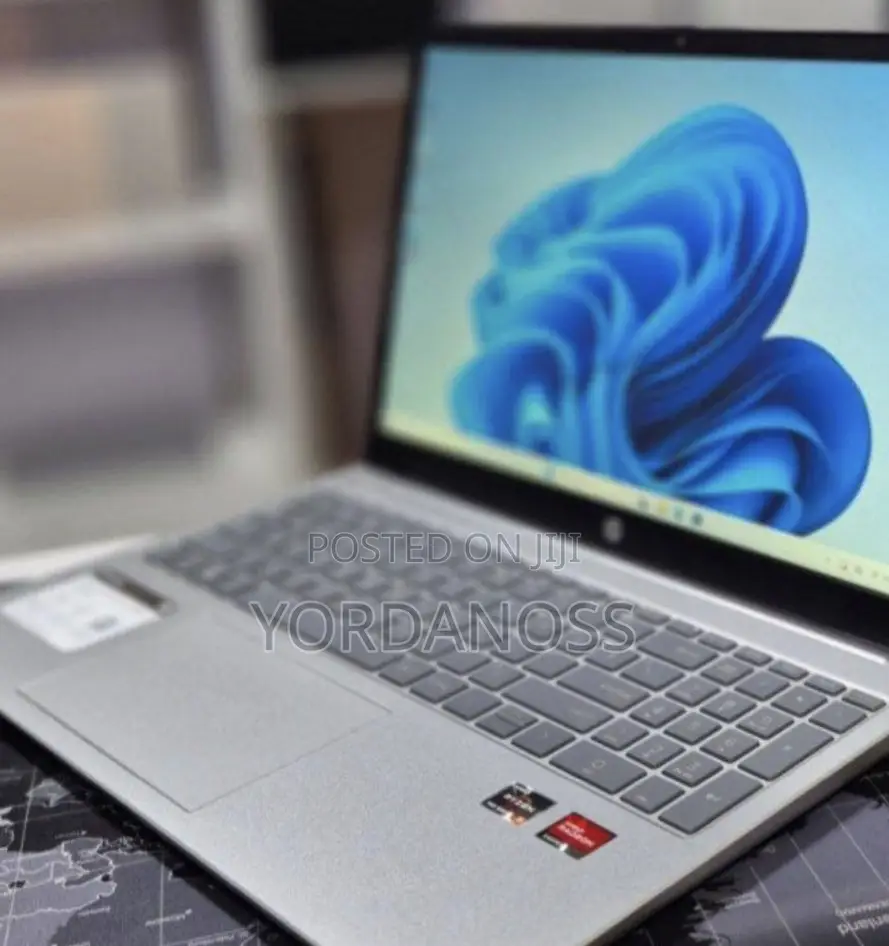 New Laptop HP Stream Notebook 16GB AMD Ryzen 5 SSD 256GB