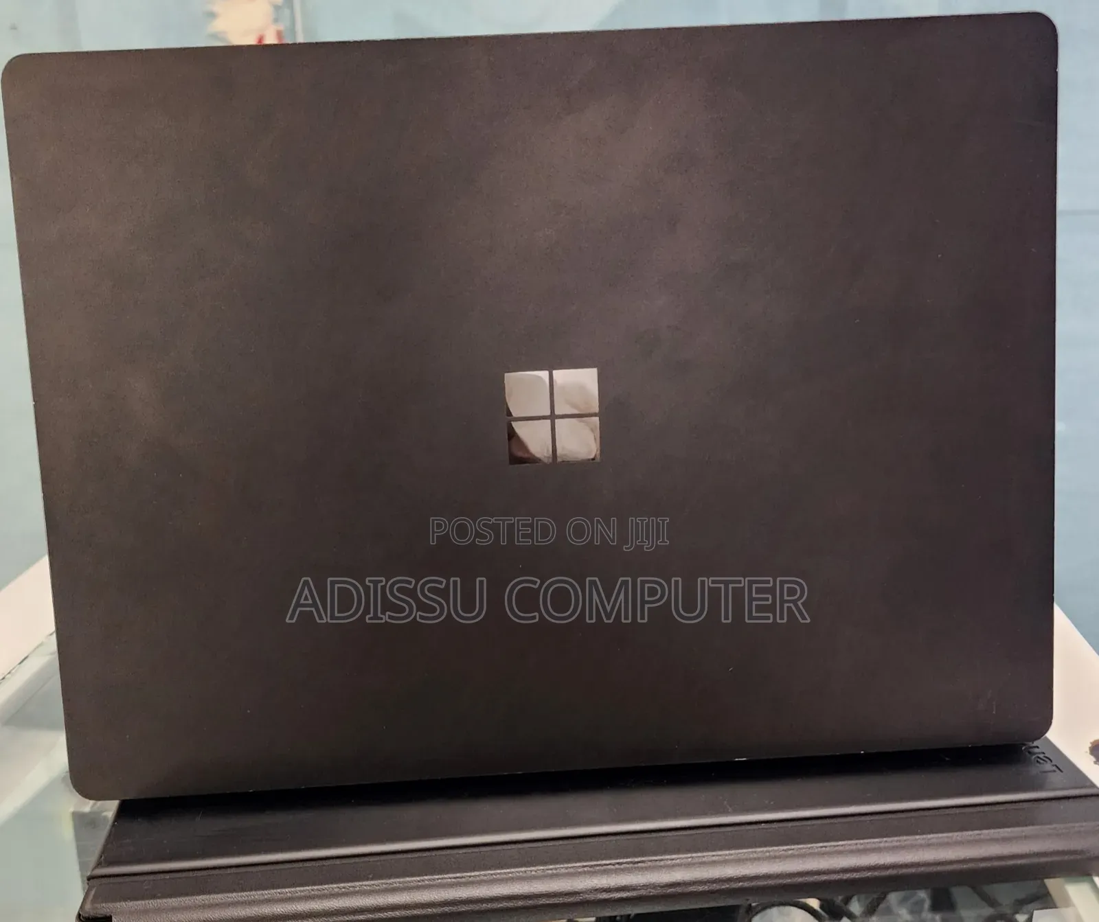 New Laptop Lenovo Legion 5 8GB Intel Core i5 SSD 256GB