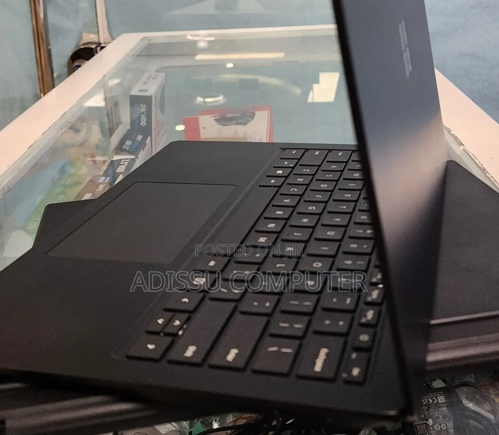 New Laptop Lenovo Legion 5 8GB Intel Core i5 SSD 256GB