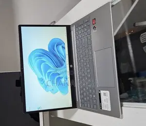 New Laptop HP 16GB AMD Ryzen 5 SSD 256GB