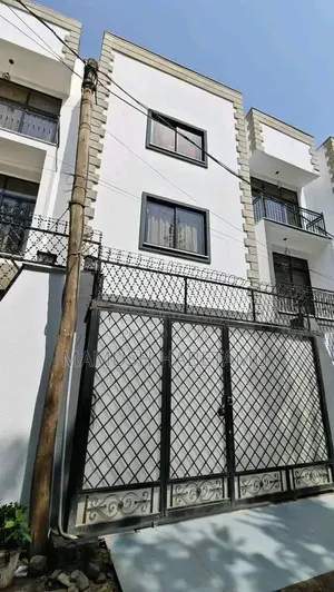 Furnished 6bdrm Townhouse/Terrace in ግል, Nifas Silk-Lafto for sale