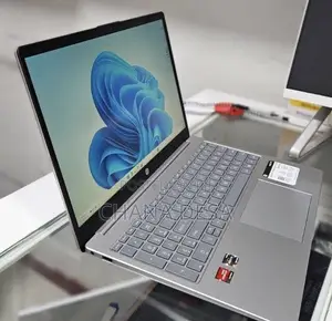 New Laptop HP 16GB AMD Ryzen 5 SSD 256GB
