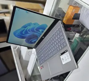 New Laptop HP 16GB AMD Ryzen 5 SSD 256GB