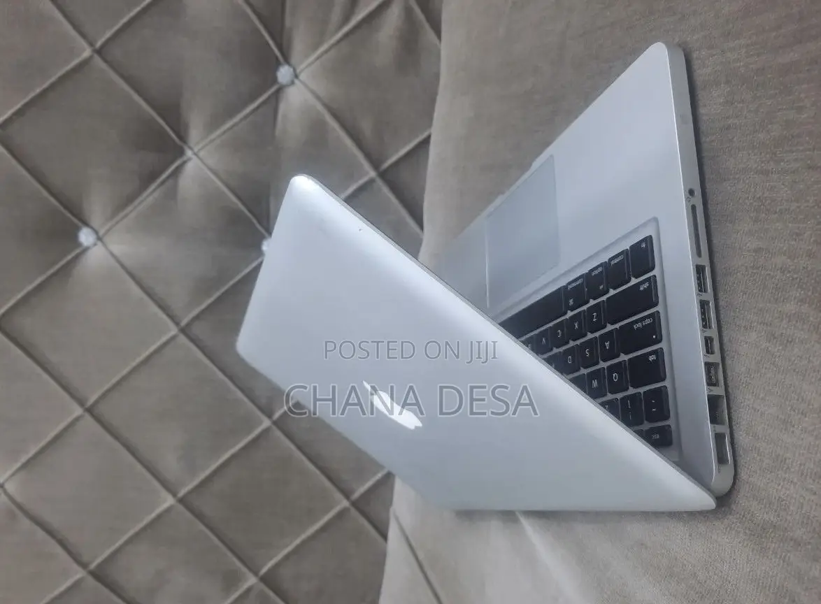 New Laptop Apple MacBook Pro 2012 4GB Intel Core i5 HDD 500GB