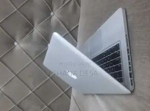New Laptop Apple MacBook Pro 2012 4GB Intel Core i5 HDD 500GB