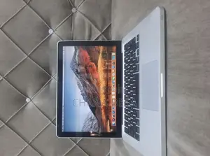 New Laptop Apple MacBook Pro 2012 4GB Intel Core i5 HDD 500GB