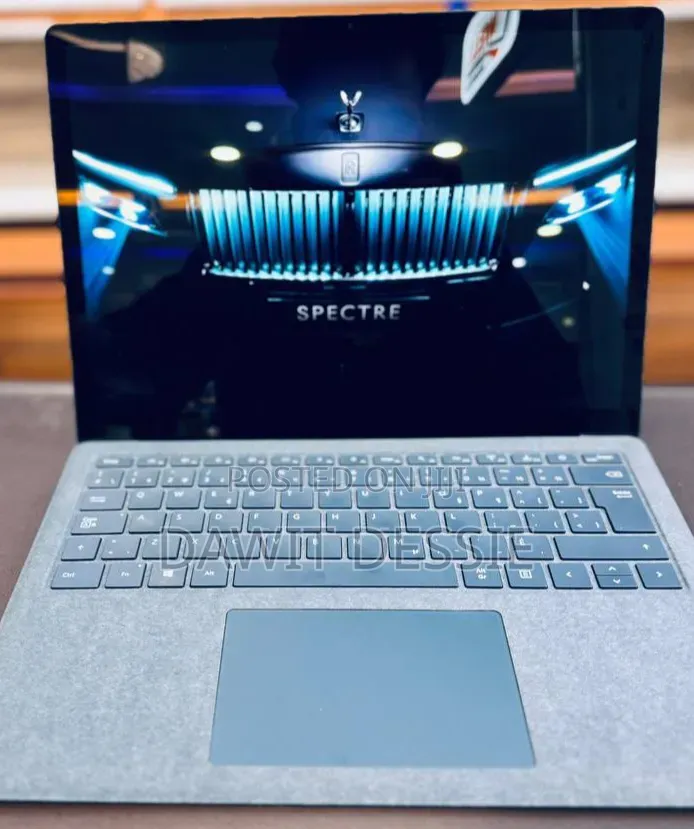 New Laptop Microsoft Surface Laptop 3 16GB Intel Core i7 SSD 256GB
