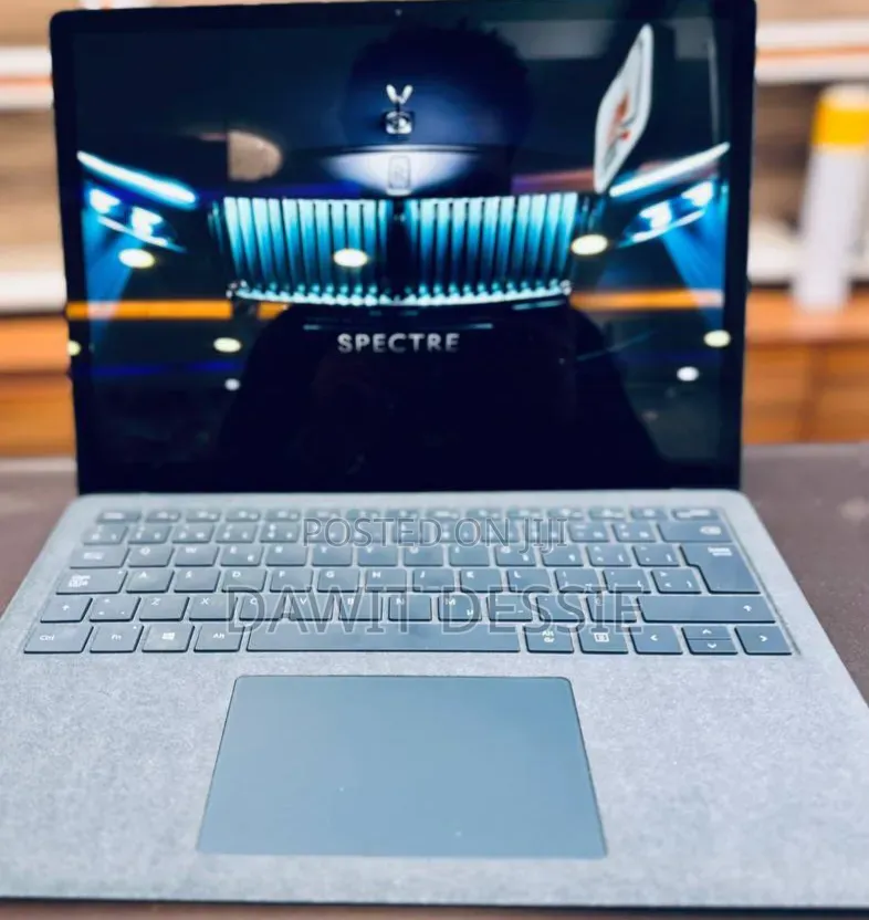 New Laptop Microsoft Surface Laptop 3 16GB Intel Core i7 SSD 256GB