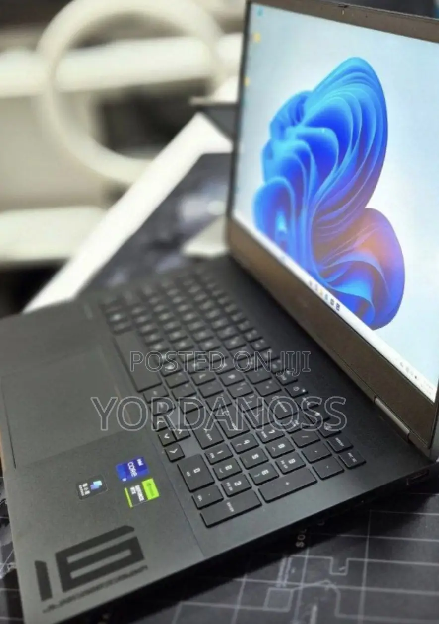 New Laptop HP Omen 16 16GB Intel Core i9 SSD 1T
