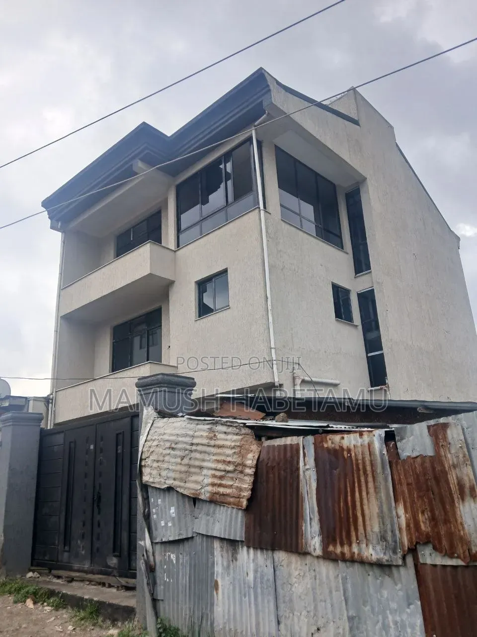 Furnished 6bdrm House in የግል, Nifas Silk-Lafto for sale