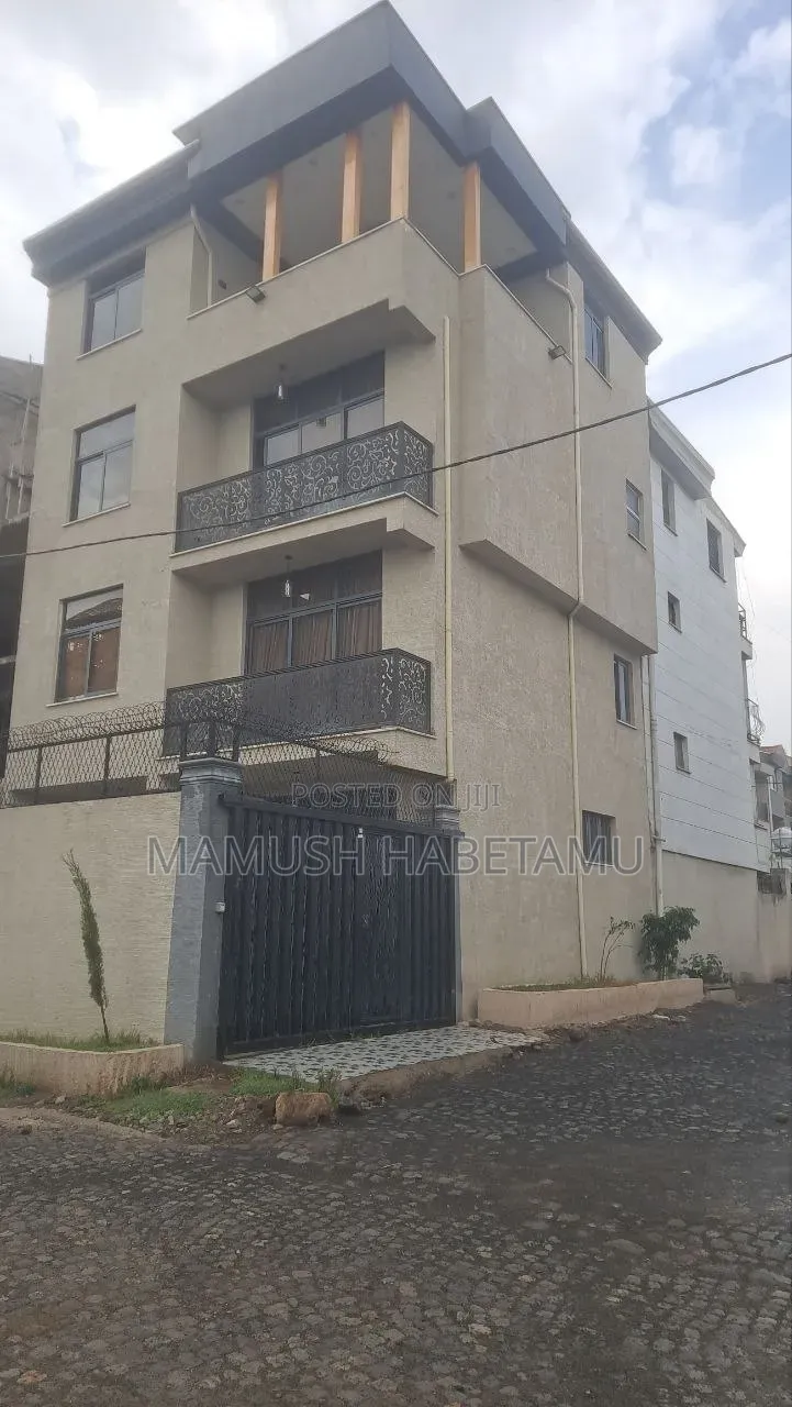 Furnished 6bdrm House in የግል, Nifas Silk-Lafto for sale