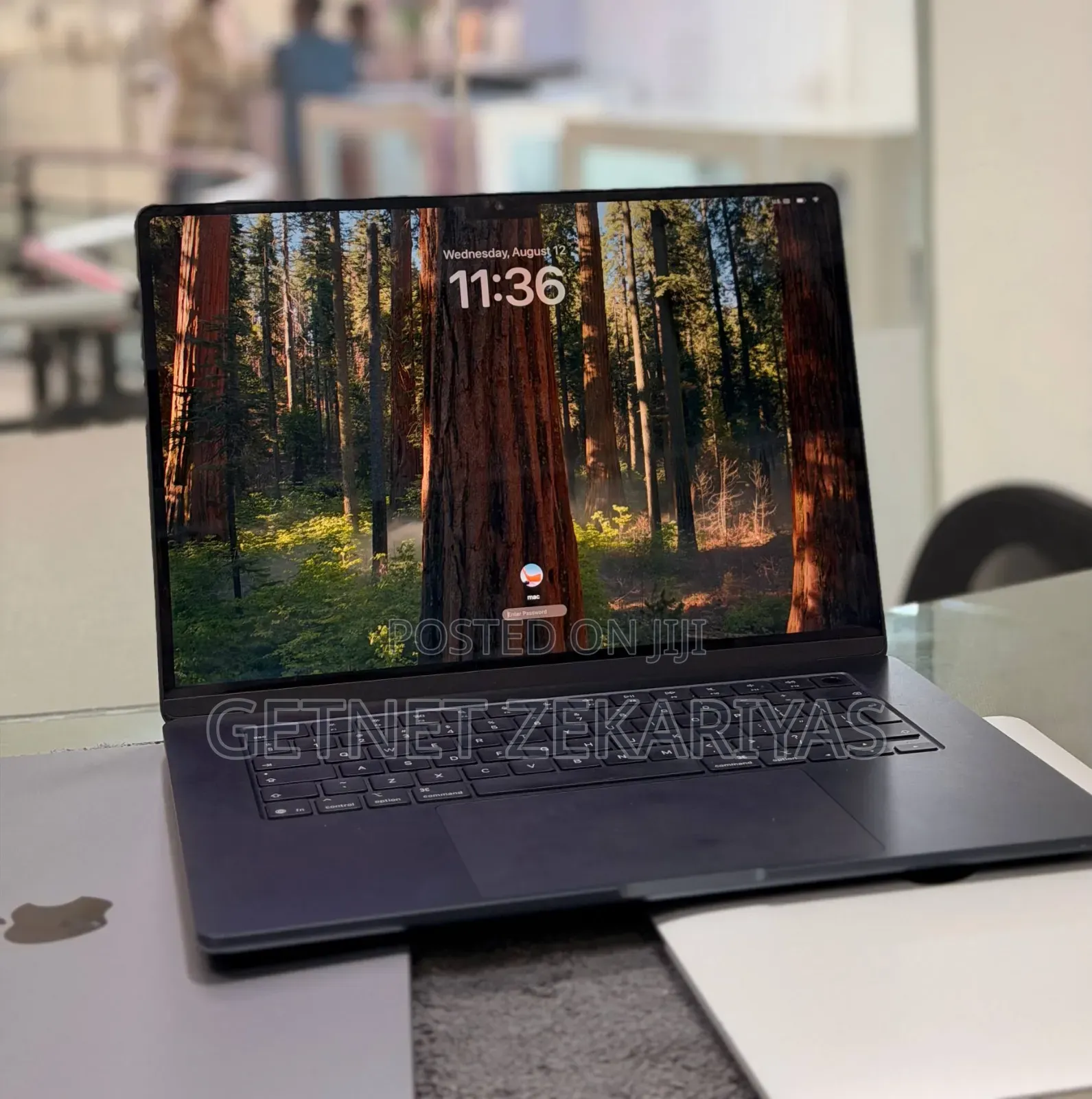 New Laptop Apple MacBook Air 2025 M4 16GB Apple M4 SSD 256GB