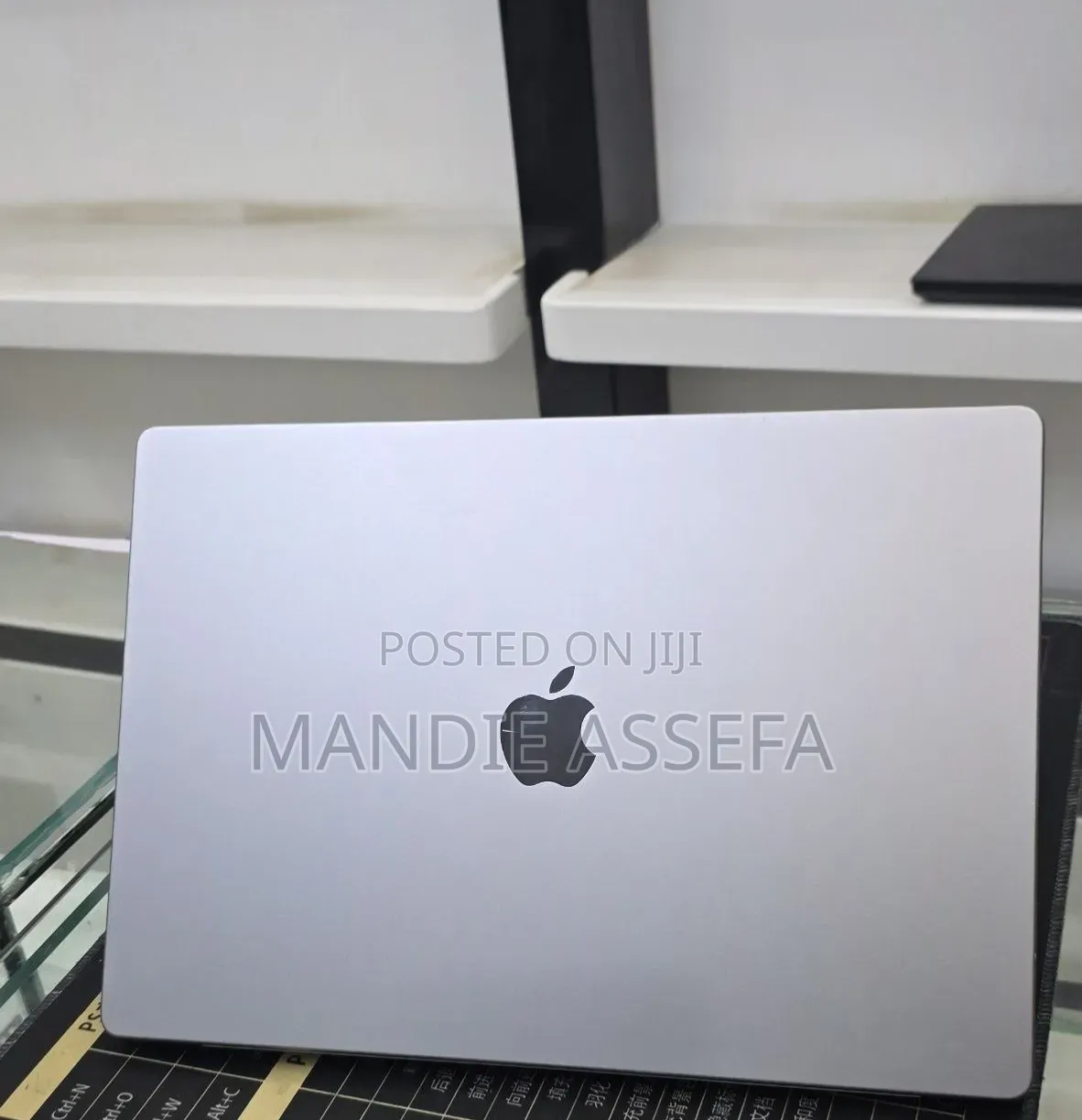 New Laptop Apple MacBook Pro 2021 M1 32GB Apple M1 Max SSD 1T