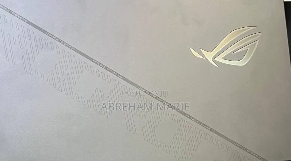 New Laptop Asus ROG Strix G15 16GB Intel Core i9 SSD 1T