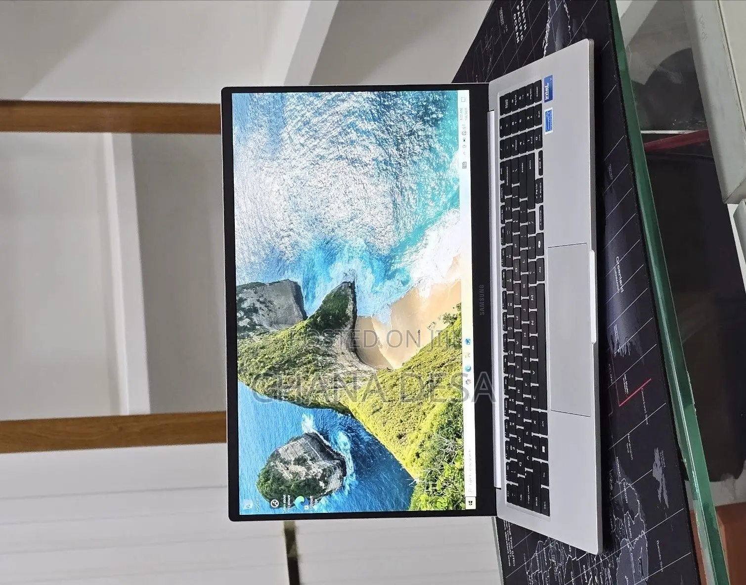 New Laptop Samsung Galaxy Book4 16GB Intel Core 7 SSD 512GB