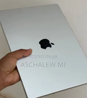 New Laptop Apple MacBook Pro 2024 M4 16GB Apple M4 Pro SSD 512GB