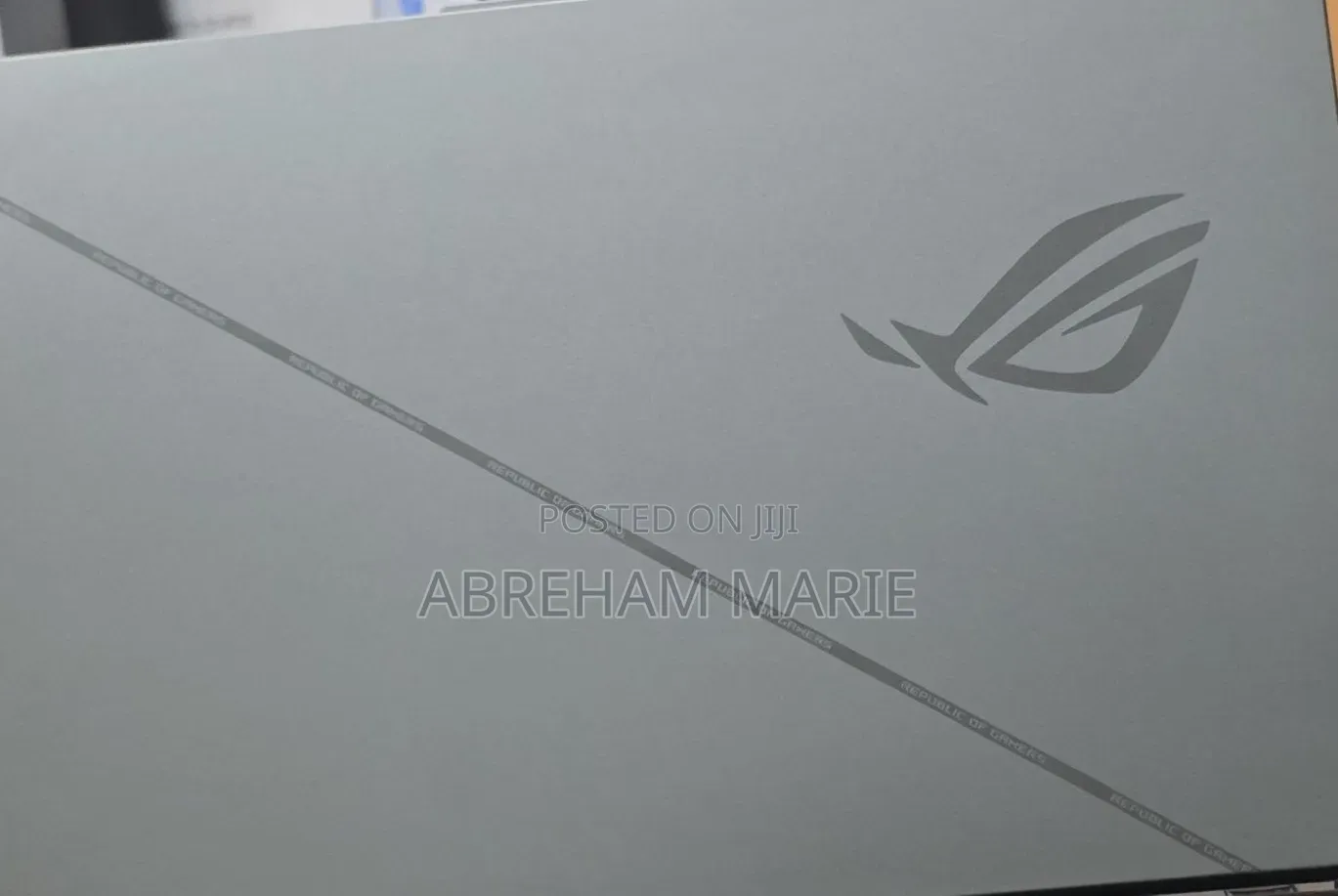 New Laptop Asus ROG Strix G15 16GB Intel Core i9 SSD 1T