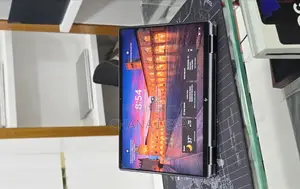New Laptop HP Spectra 13 16GB Intel Core i7 SSD 512GB