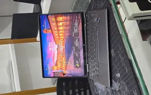 New Laptop HP Spectra 13 16GB Intel Core i7 SSD 512GB