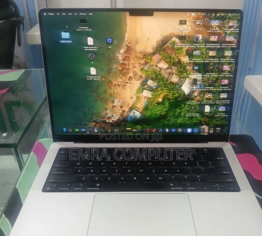 New Laptop Apple MacBook Pro 2021 M1 16GB Apple M1 Pro SSD 512GB