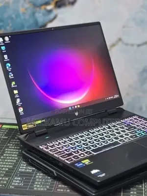 New Laptop Acer Predator Helios 16 16GB Intel Core i7 SSD 512GB
