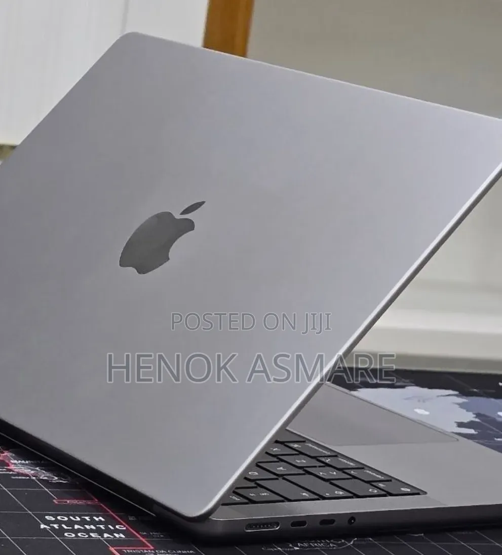 New Laptop Apple MacBook Pro 2021 M1 32GB Apple M1 SSD 512GB