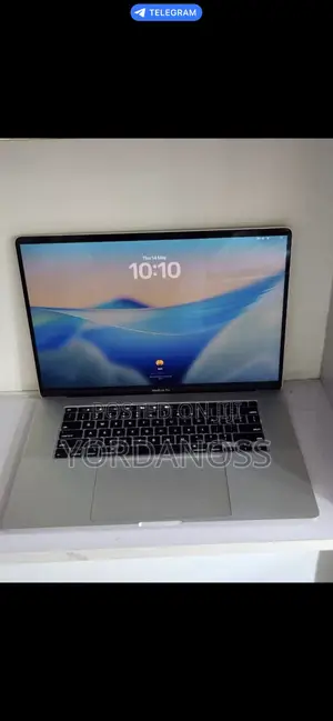 New Laptop Apple MacBook Pro 2019 64GB Intel Core i9 SSD 1T