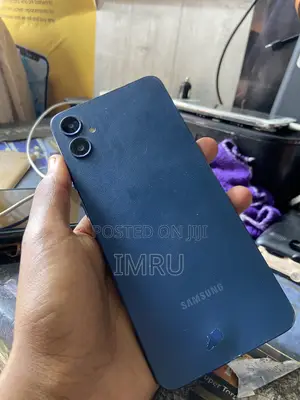 New Samsung Galaxy F05 64 GB Blue