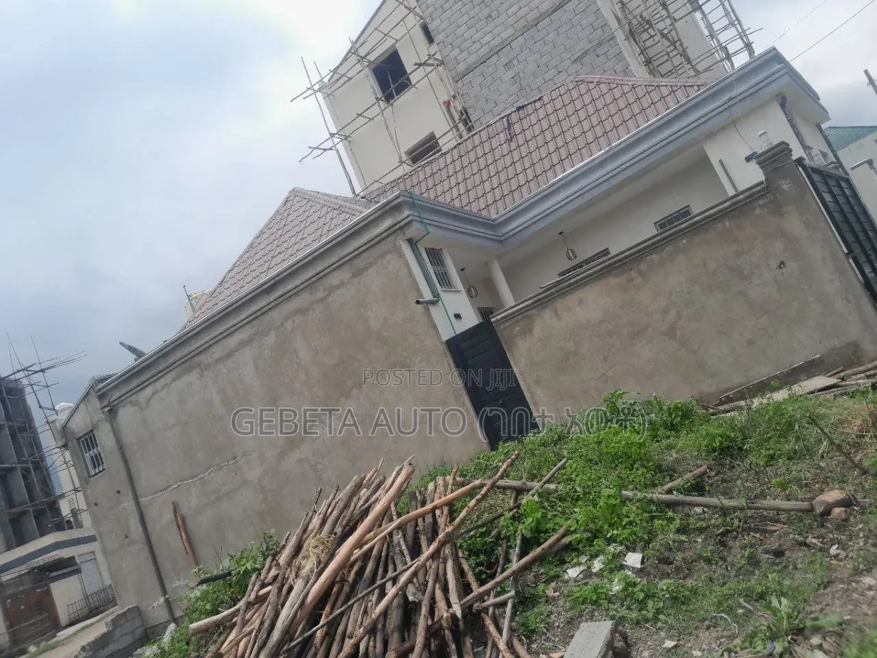 3bdrm Villa in Alem Bank, Akaky Kaliti for sale