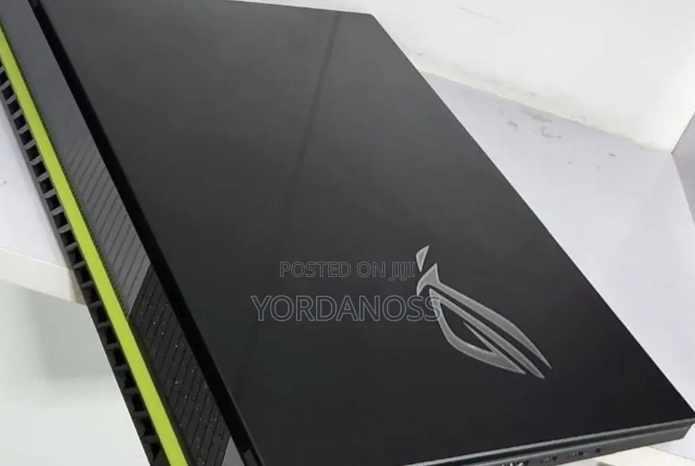 New Laptop Asus ROG Strix G16 G614 16GB Intel Core i9 SSD 1T