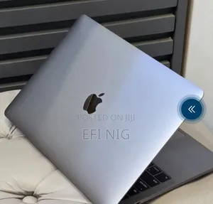 New Laptop Apple MacBook Pro 2021 M1 4GB Intel Core i5 SSD 512GB