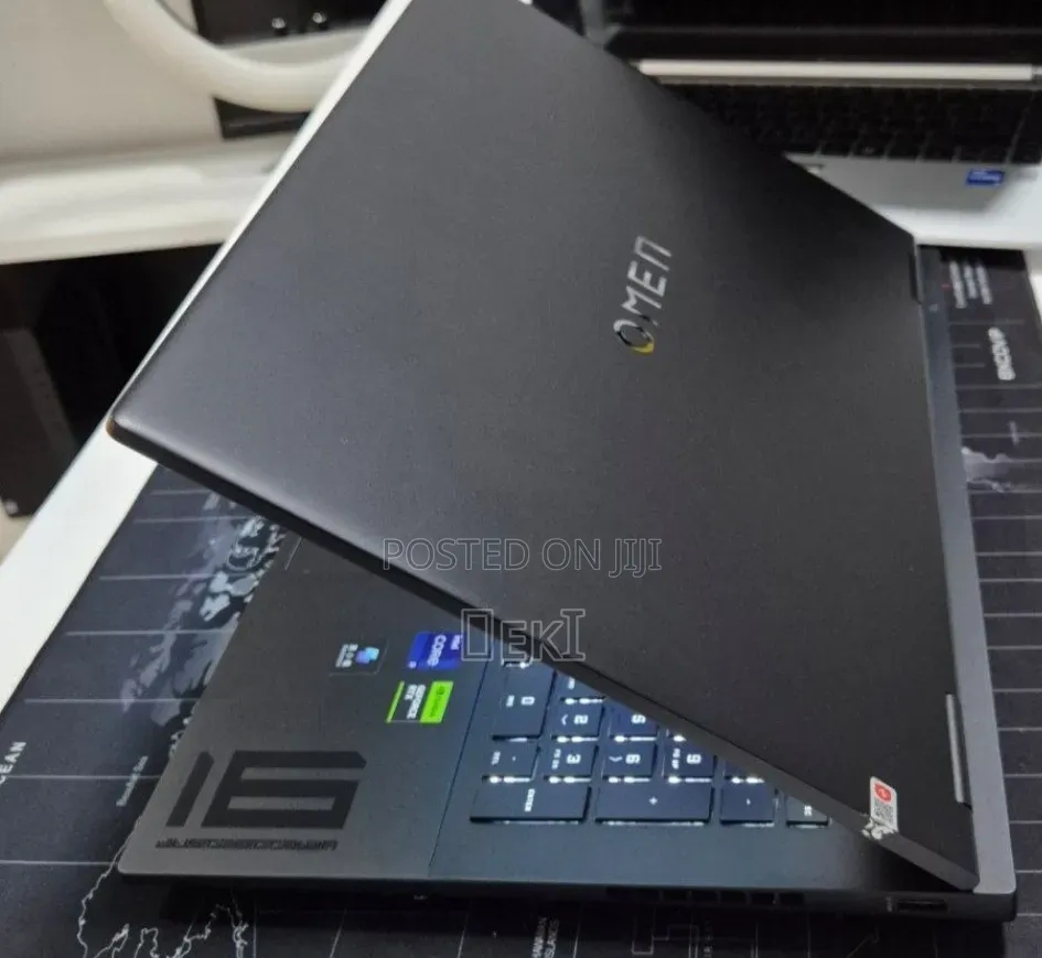 New Laptop HP Omen 16 16GB Intel Core i9 SSD 1T
