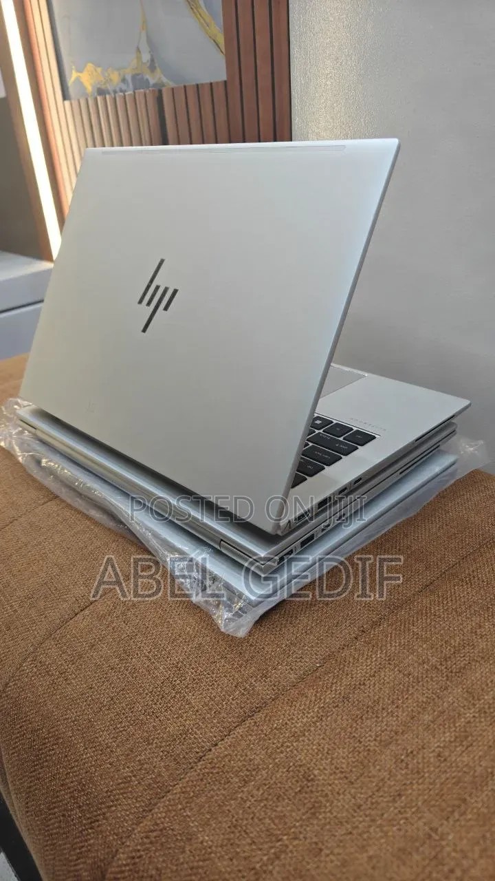 New Laptop HP 16GB AMD Ryzen 5 SSD 512GB