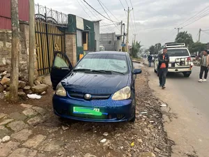 Toyota Platz 1.3 AWD 2005 Blue