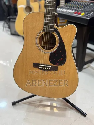 Yamaha F370 Acostic Guitars
