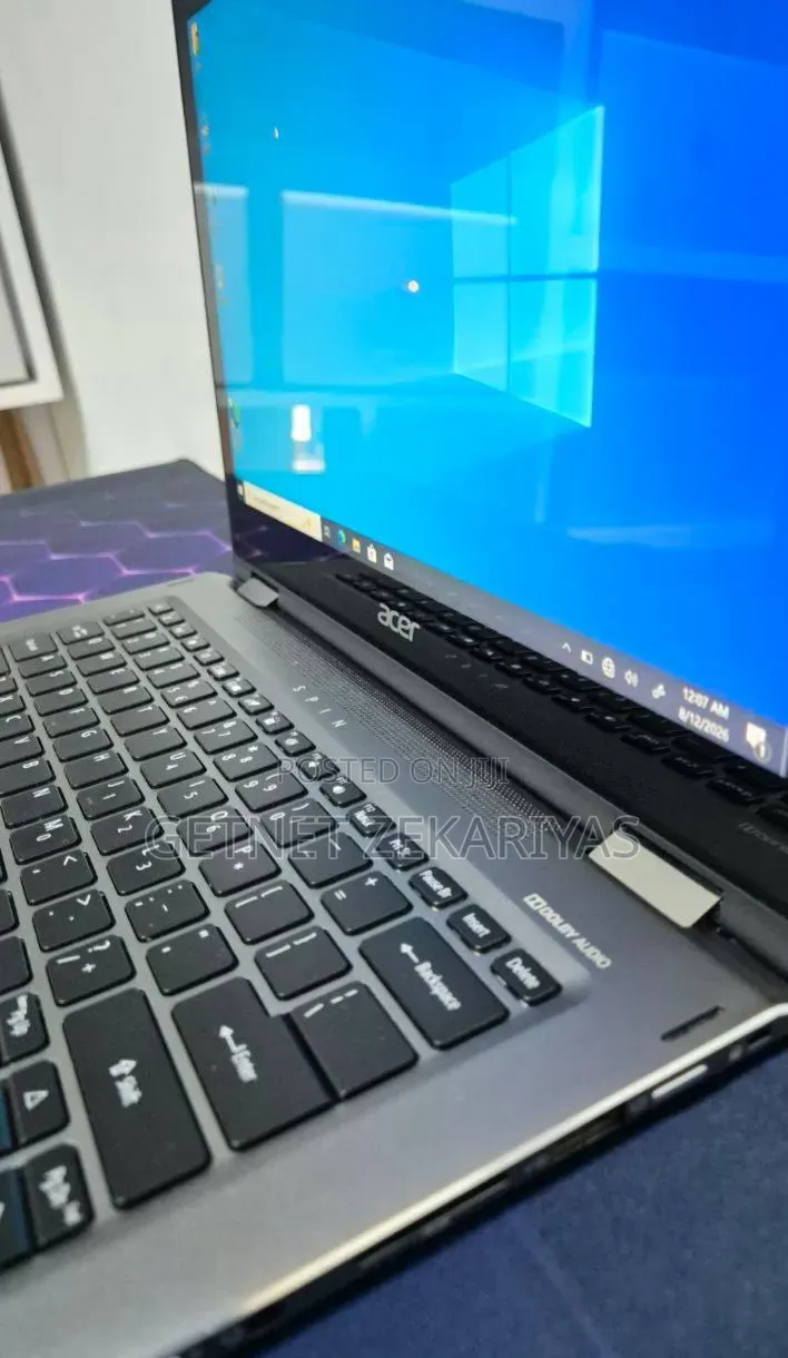 New Laptop Acer Spin 3 8GB Intel Core i5 SSD 256GB