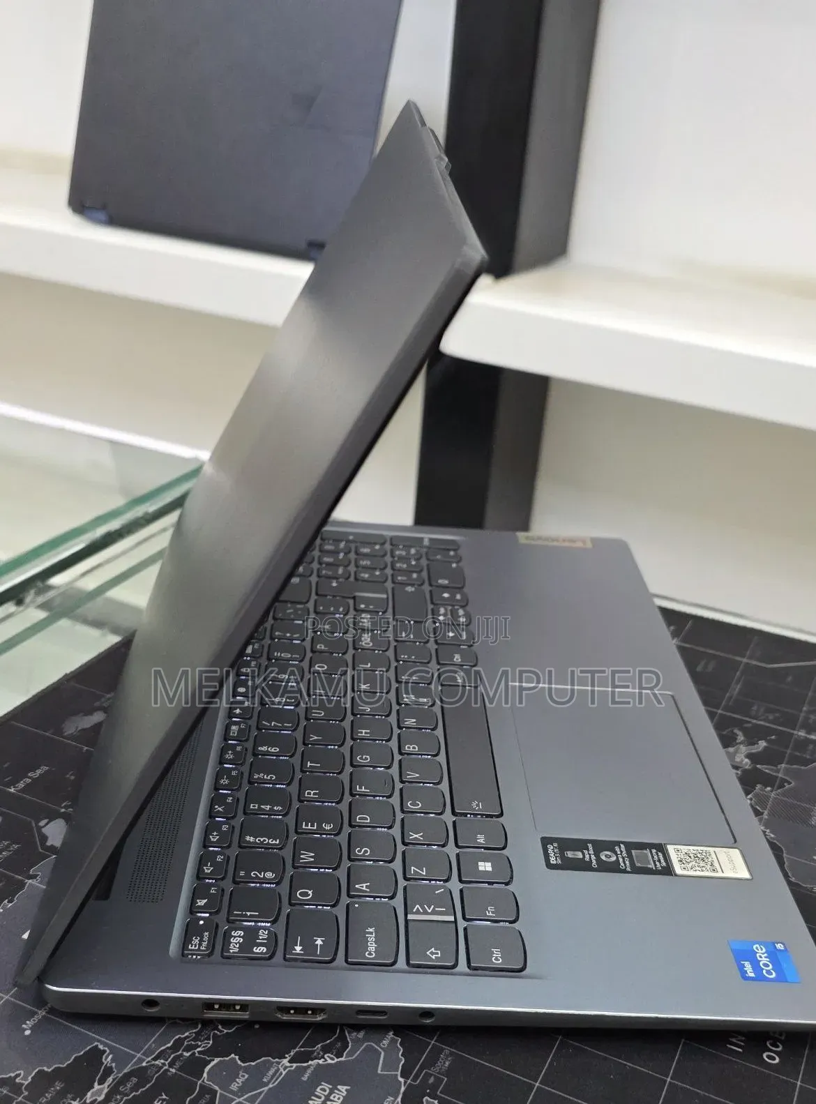 New Laptop Lenovo Ideapad 3 8GB Intel Core i5 SSD 512GB