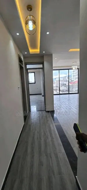 3bdrm Apartment in የሚሸጥ አፓርታማ, Nifas Silk-Lafto for sale
