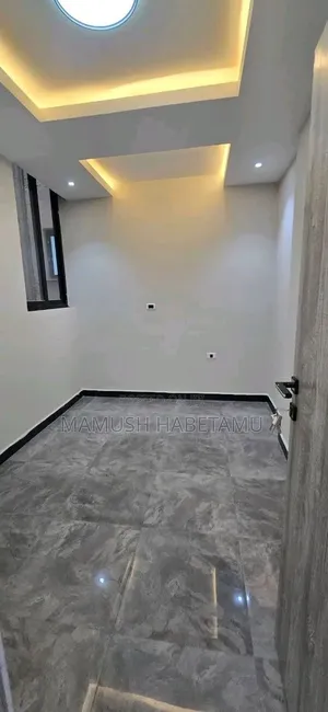 3bdrm Apartment in የሚሸጥ አፓርታማ, Nifas Silk-Lafto for sale