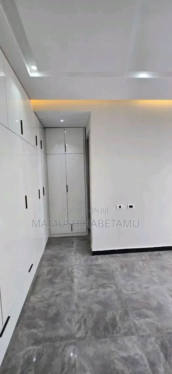Furnished 3bdrm Apartment in የሚሸጥ አፓርታማ, Nifas Silk-Lafto for sale
