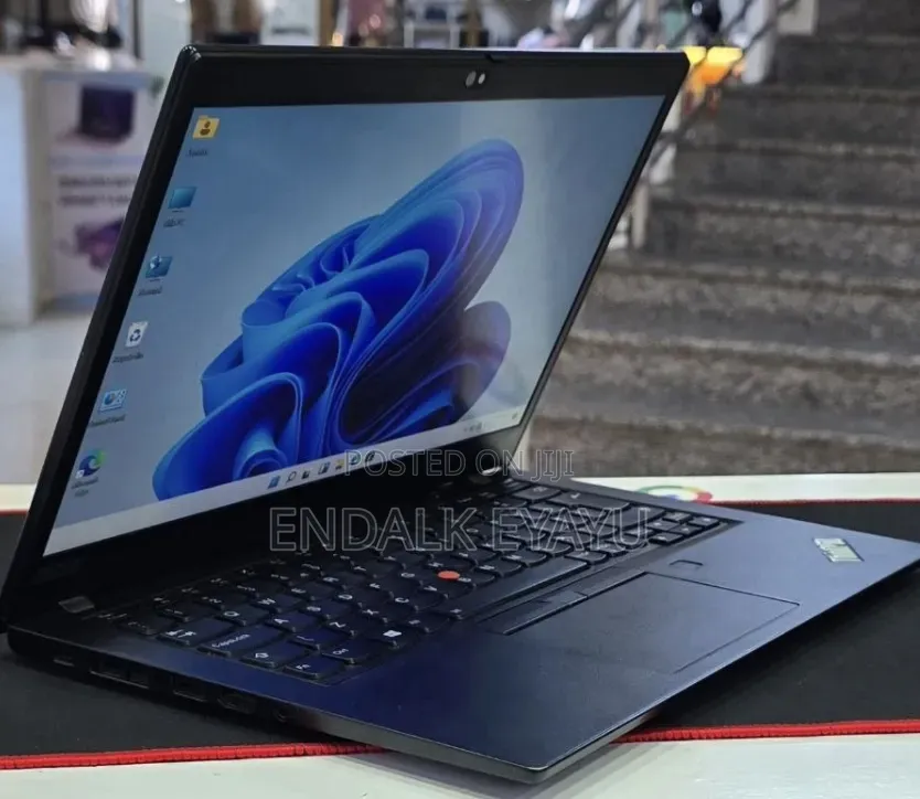New Laptop Lenovo ThinkPad X13 Gen 2 16GB Intel Core i7 SSD 512GB