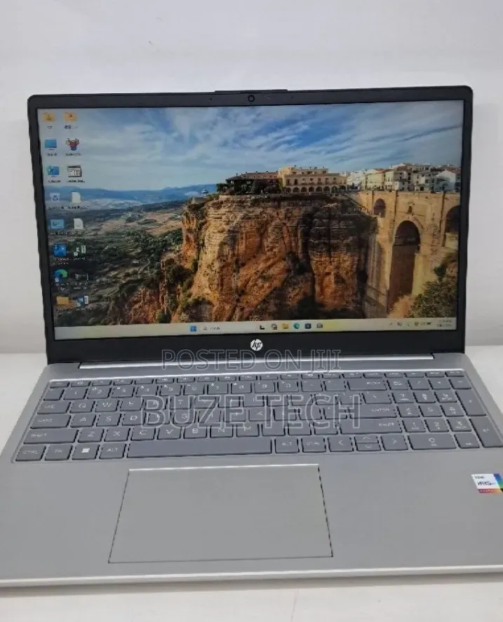 New Laptop HP Stream Notebook 16GB Intel Core i7 SSD 1T