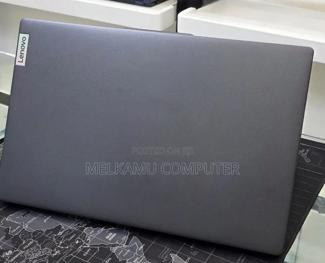 New Laptop Lenovo Ideapad 3 8GB Intel Core i5 SSD 512GB