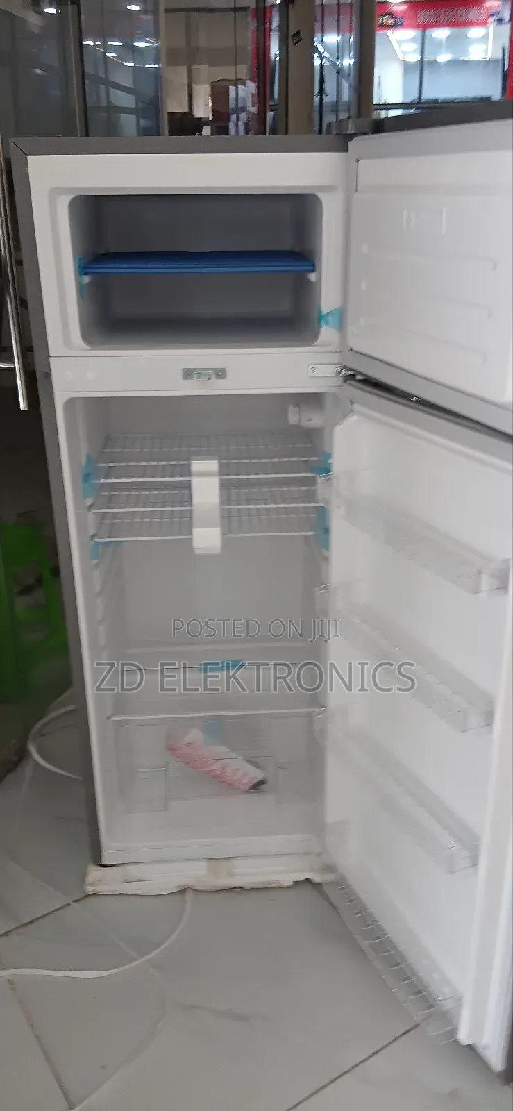 West Refrigerator Model 350rgted Voltage220 240v