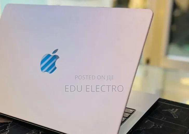 New Laptop Apple MacBook Pro 2021 M1 16GB Apple M1 Pro SSD 512GB