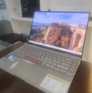 New Laptop Asus ZenBook UX430UQ 16GB Intel Core i7 SSD 512GB